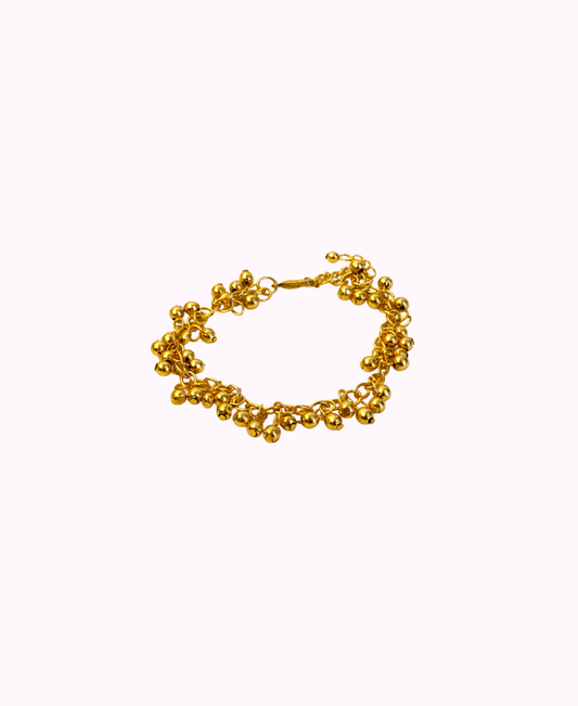 Bracciale con Charms Dorati e Chiusura