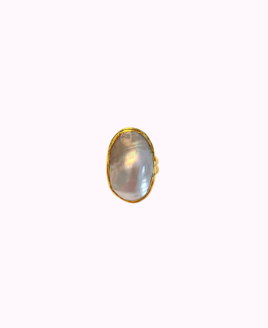 Anello Regolabile Placcato in Oro con Madreperla