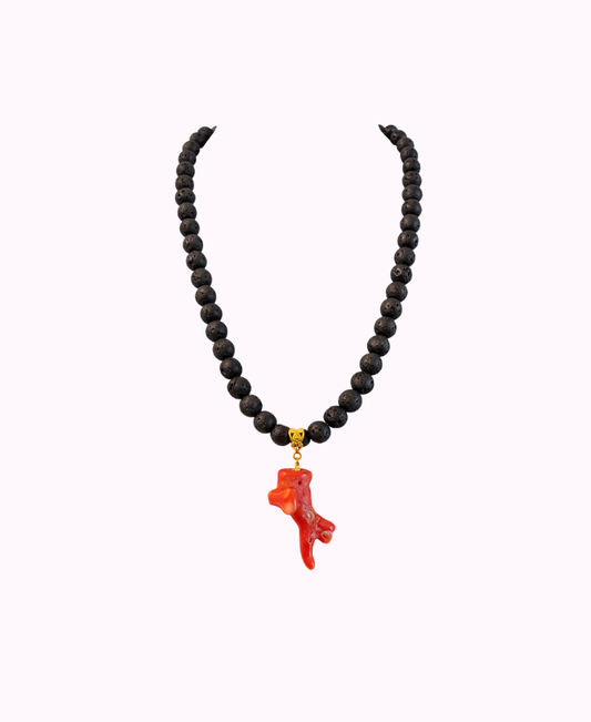 Collana in Resina Nera con Ciondolo Corallo Bambù