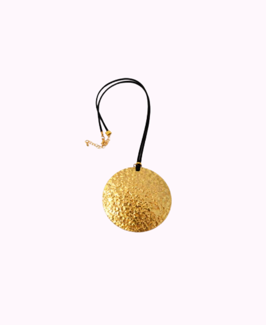 Collana con Pendente Disco Martellato in Ottone