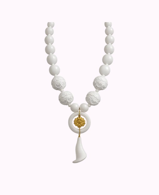 Collana in Resina Lavorata Bianca